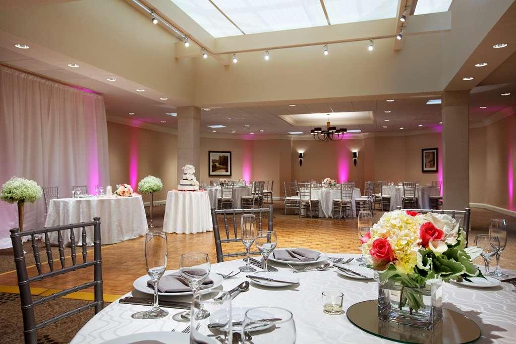 Doubletree By Hilton Hotel Boston - Bedford Glen Ανέσεις φωτογραφία