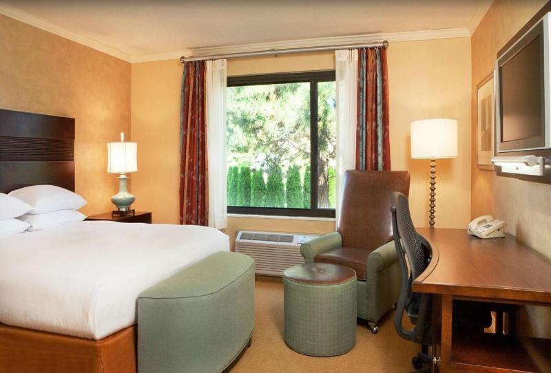 Doubletree By Hilton Hotel Boston - Bedford Glen Εξωτερικό φωτογραφία