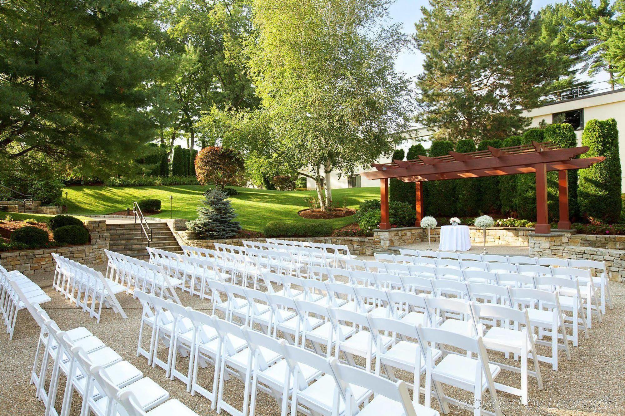 Doubletree By Hilton Hotel Boston - Bedford Glen Εξωτερικό φωτογραφία
