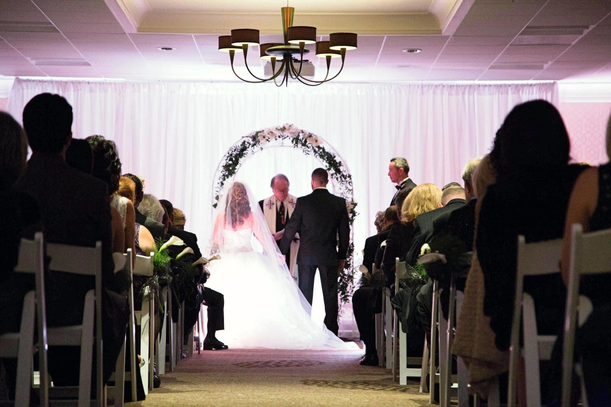 Doubletree By Hilton Hotel Boston - Bedford Glen Εξωτερικό φωτογραφία
