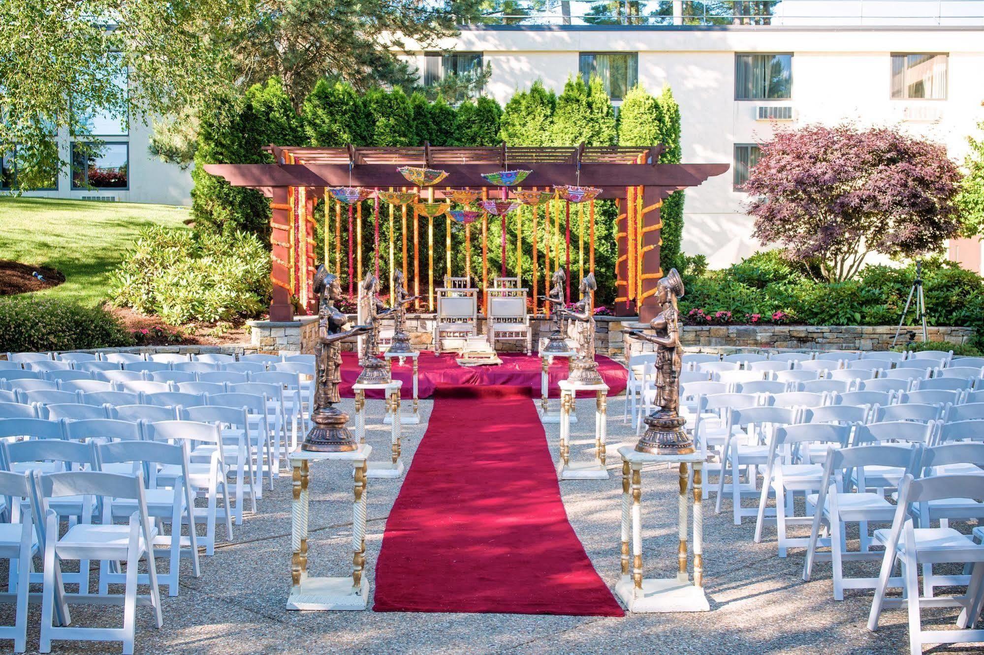 Doubletree By Hilton Hotel Boston - Bedford Glen Εξωτερικό φωτογραφία