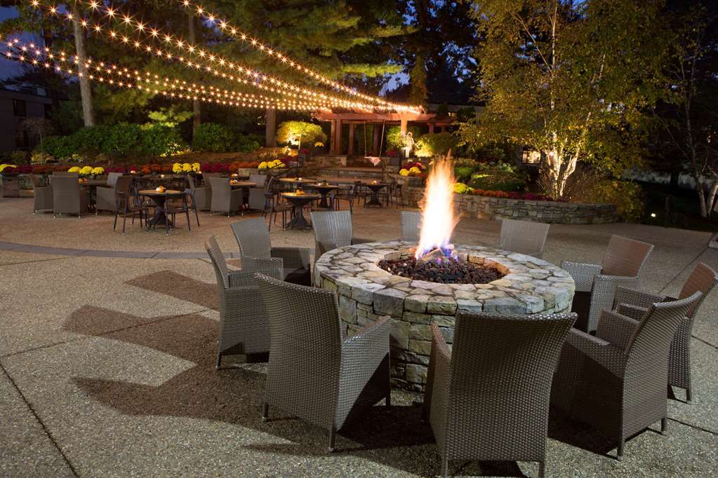 Doubletree By Hilton Hotel Boston - Bedford Glen Εξωτερικό φωτογραφία